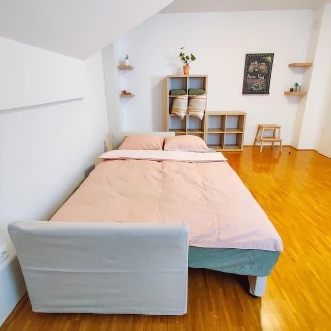 Alpine Nest Apartment Блед Екстериор снимка